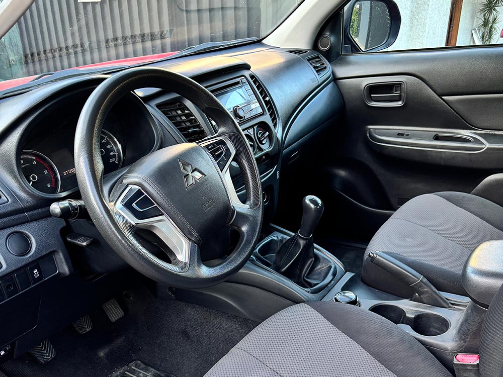 Mitsubishi L200 Katana Año 2021  - 77.300 Km