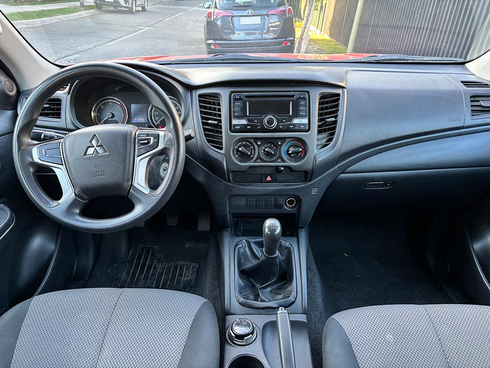 Mitsubishi L200 Katana Año 2021  - 77.300 Km